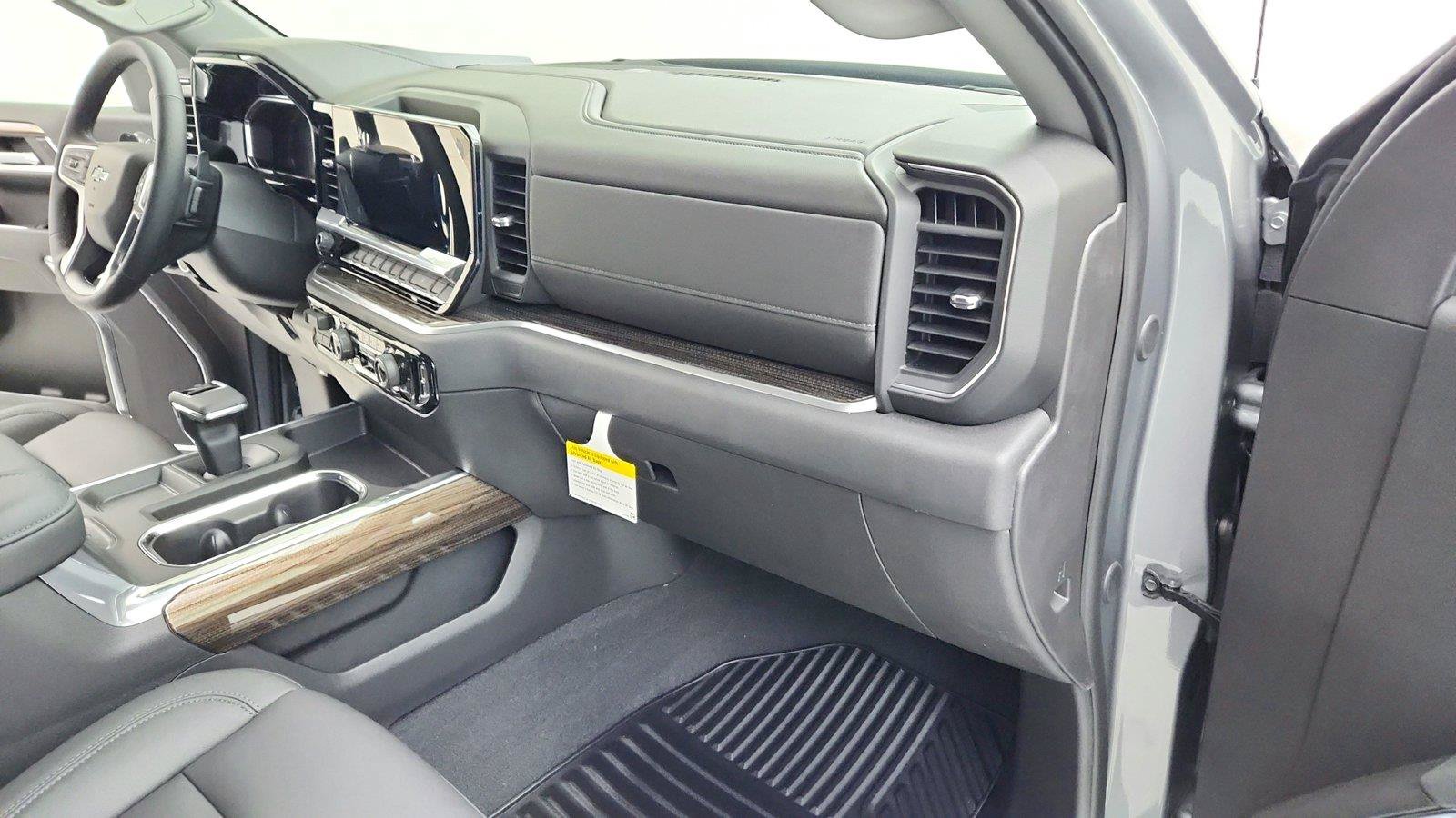 Used 2026 Chevrolet Silverado 1500 RST w/ Convenience Package II AWD/4WD image 27