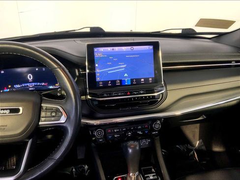 Used 2022 Jeep Compass High Altitude image 16