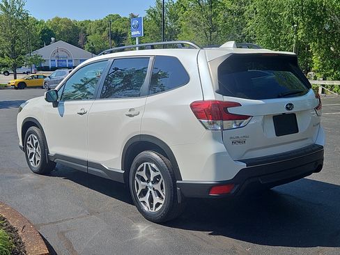 Certified 2023 Subaru Forester Premium AWD/4WD image 24
