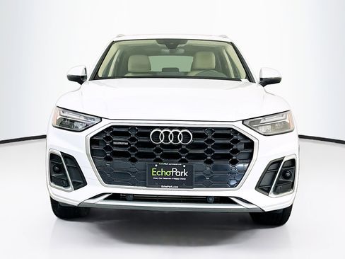 Used 2023 Audi Q5 2.0T Premium w/ Convenience Package image 2