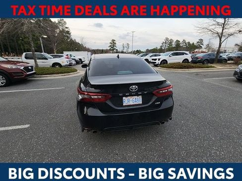 Used 2023 Toyota Camry XSE image 12