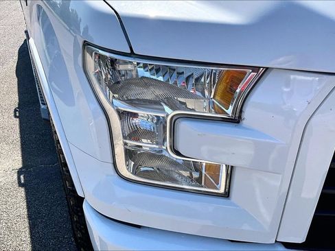 Used 2017 Ford F150 XLT w/ Equipment Group 302A Luxury AWD/4WD image 27