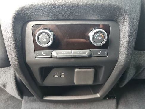 Used 2025 Buick Enclave Avenir w/ Super Cruise Package image 12