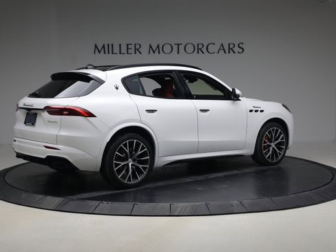 New 2026 Maserati Grecale Modena image 8