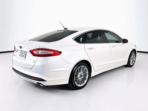 Used 2015 Ford Fusion SE w/ Equipment Group 202A image 24