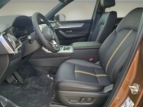 Used 2025 MAZDA CX-70 Plug-In Hybrid w/ Premium Plus image 12