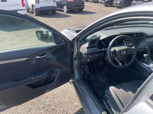 Used 2019 Honda Civic EX image 10