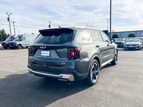 New 2026 Kia Sorento EX w/ EX Premium Package AWD/4WD image 8