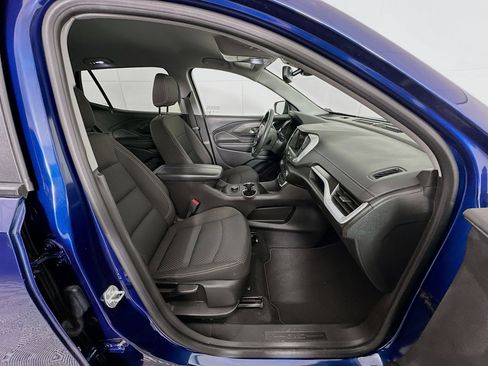 Used 2023 GMC Terrain SLE w/ Elevation Edition image 30