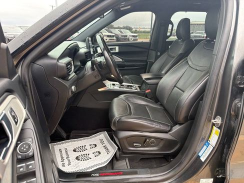 Used 2020 Ford Explorer ST w/ Premium Technology Package AWD/4WD image 10