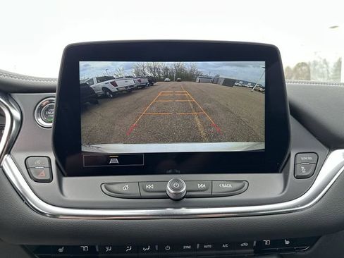 Used 2024 Chevrolet Blazer LT w/ Convenience Package FWD image 24