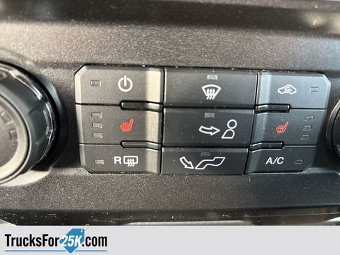 Used 2015 Ford F150 XLT w/ Equipment Group 302A Luxury image 32