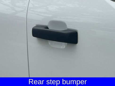 Certified 2025 Ford F250 XLT image 21