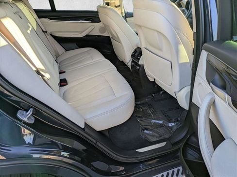 Used 2015 BMW X5 xDrive35d image 21
