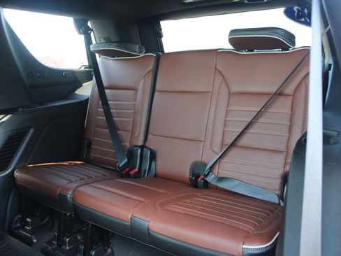Used 2023 GMC Yukon Denali Ultimate w/ LPO, Floor Liner Package AWD/4WD image 31