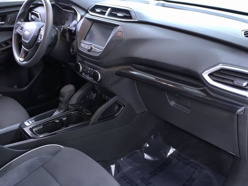 Used 2023 Chevrolet TrailBlazer LT image 14