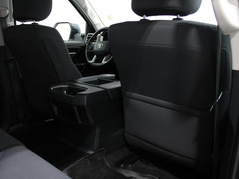 Used 2022 Toyota Tundra SR5 w/ Convenience Package RWD image 22