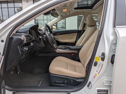 Used 2019 Lexus IS 300 IS 300 AWD w/ Navigation Package image 12