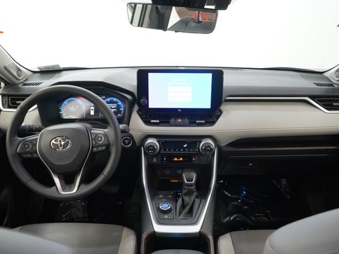 Used 2025 Toyota RAV4 Limited w/ Advanced Technology Package AWD/4WD image 13