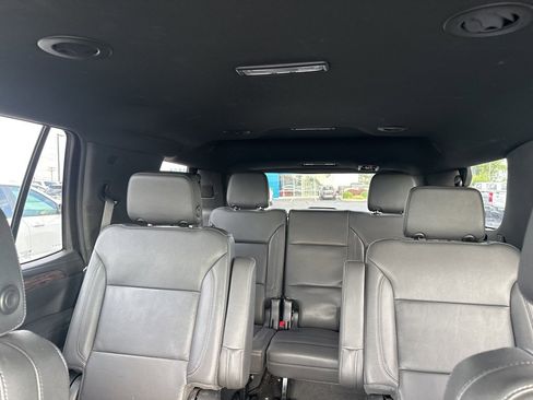 Used 2023 Chevrolet Tahoe LT image 35