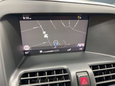 Used 2017 Volvo XC60 T6 R-Design w/ Protection Package image 22