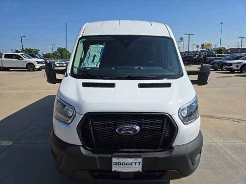 New 2025 Ford Transit 250 148 Medium Roof RWD image 23