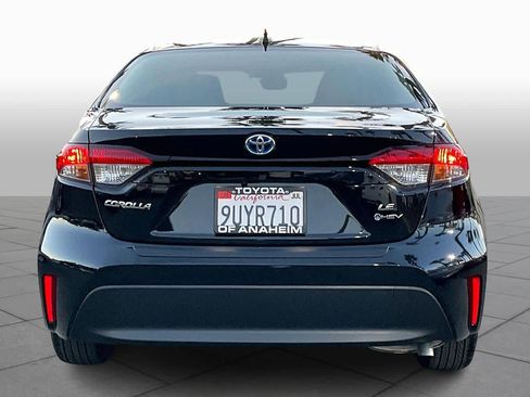 Certified 2025 Toyota Corolla LE image 4