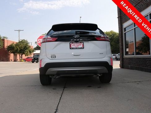 Used 2022 Ford Edge SEL w/ Convenience Package image 15