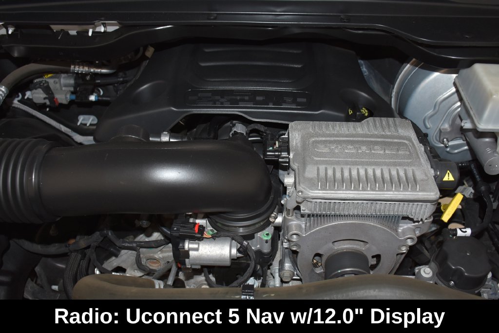 Used 2023 RAM 1500 Laramie AWD/4WD image 10