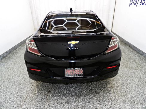Used 2018 Chevrolet Volt Premier FWD image 5