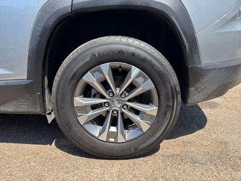 Used 2025 Chevrolet Equinox LT FWD image 31
