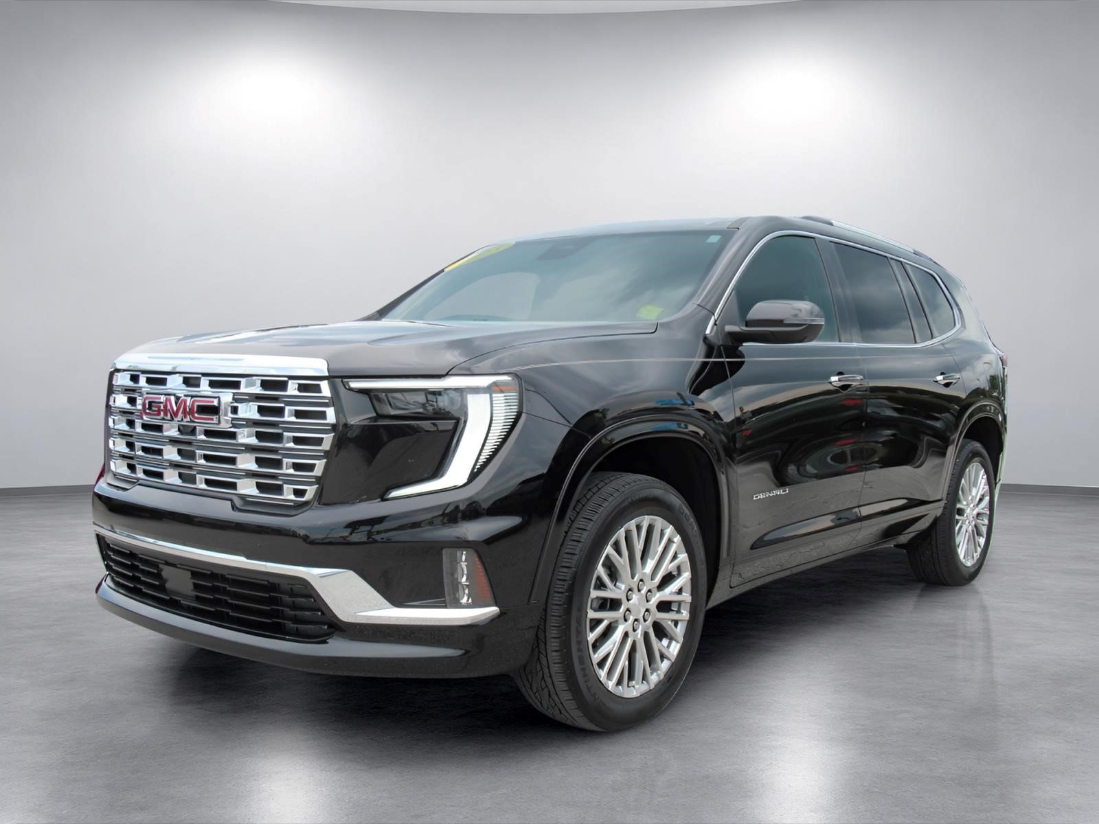 Used 2025 GMC Acadia Denali FWD image 3