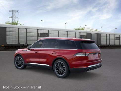 New 2026 Lincoln Aviator Reserve image 4