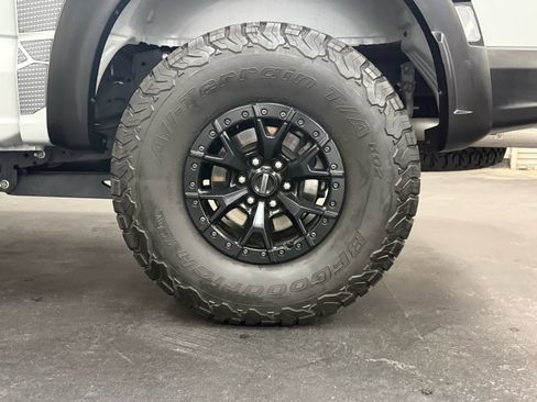 Used 2023 Ford F150 Raptor w/ Equipment Group 802A Raptor R AWD/4WD image 15