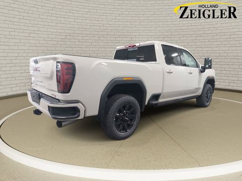 New 2026 GMC Sierra 2500 AT4 w/ AT4 Premium Plus Package image 5