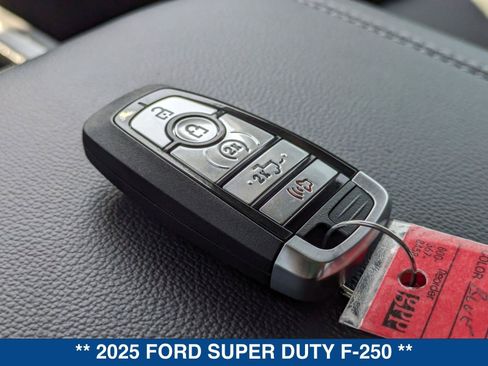 New 2025 Ford F250 Lariat w/ FX4 Off-Road Package image 55