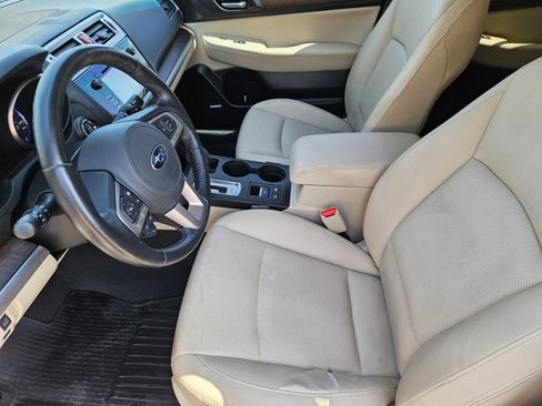Used 2015 Subaru Outback 2.5i Limited AWD/4WD image 11