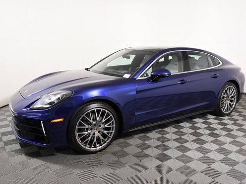 Used 2024 Porsche Panamera 4 AWD/4WD image 2