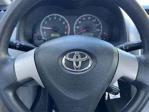 Used 2011 Toyota Corolla LE image 22