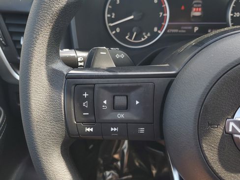 Certified 2024 Nissan Rogue SV image 23