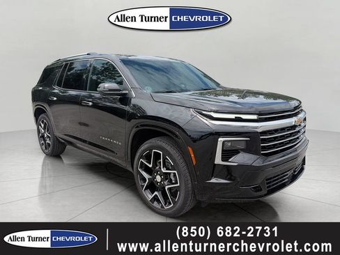 Used 2026 Chevrolet Traverse High Country FWD image 1