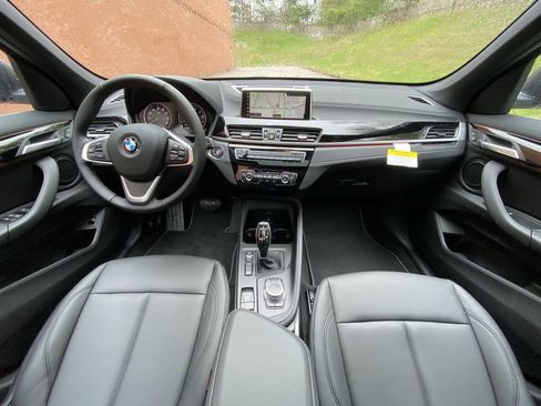 Used 2021 BMW X1 xDrive28i w/ Premium Package image 44