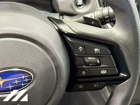 Used 2025 Subaru Crosstrek 2.0i Premium image 13