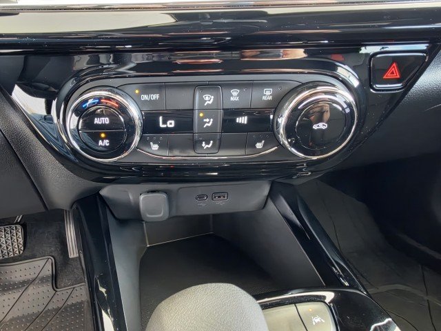 Used 2026 Chevrolet Trax RS w/ Driver Confidence Package FWD image 8