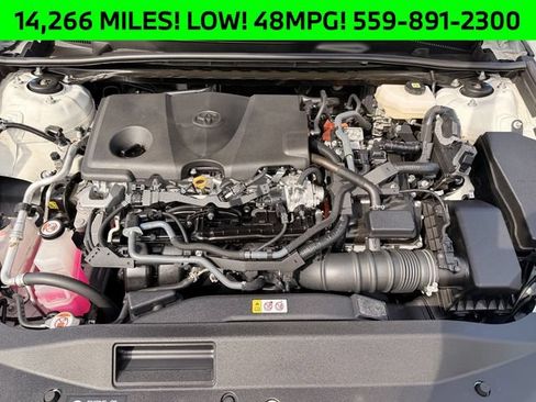 Used 2025 Toyota Camry SE FWD image 29
