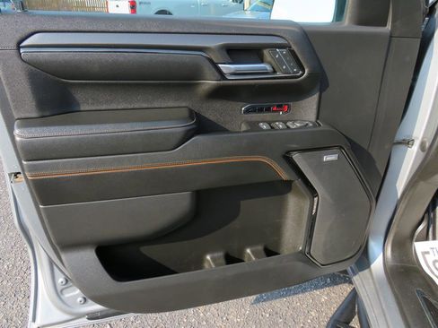 Used 2023 GMC Sierra 1500 AT4 w/ AT4 Premium Package image 11