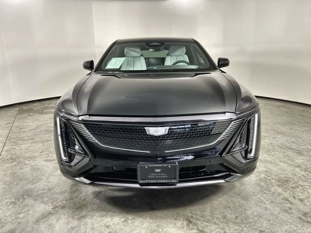 Used 2026 Cadillac Lyriq Sport AWD/4WD image 3