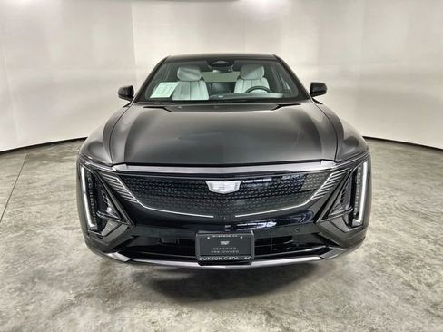 Certified 2026 Cadillac Lyriq Sport AWD/4WD image 3