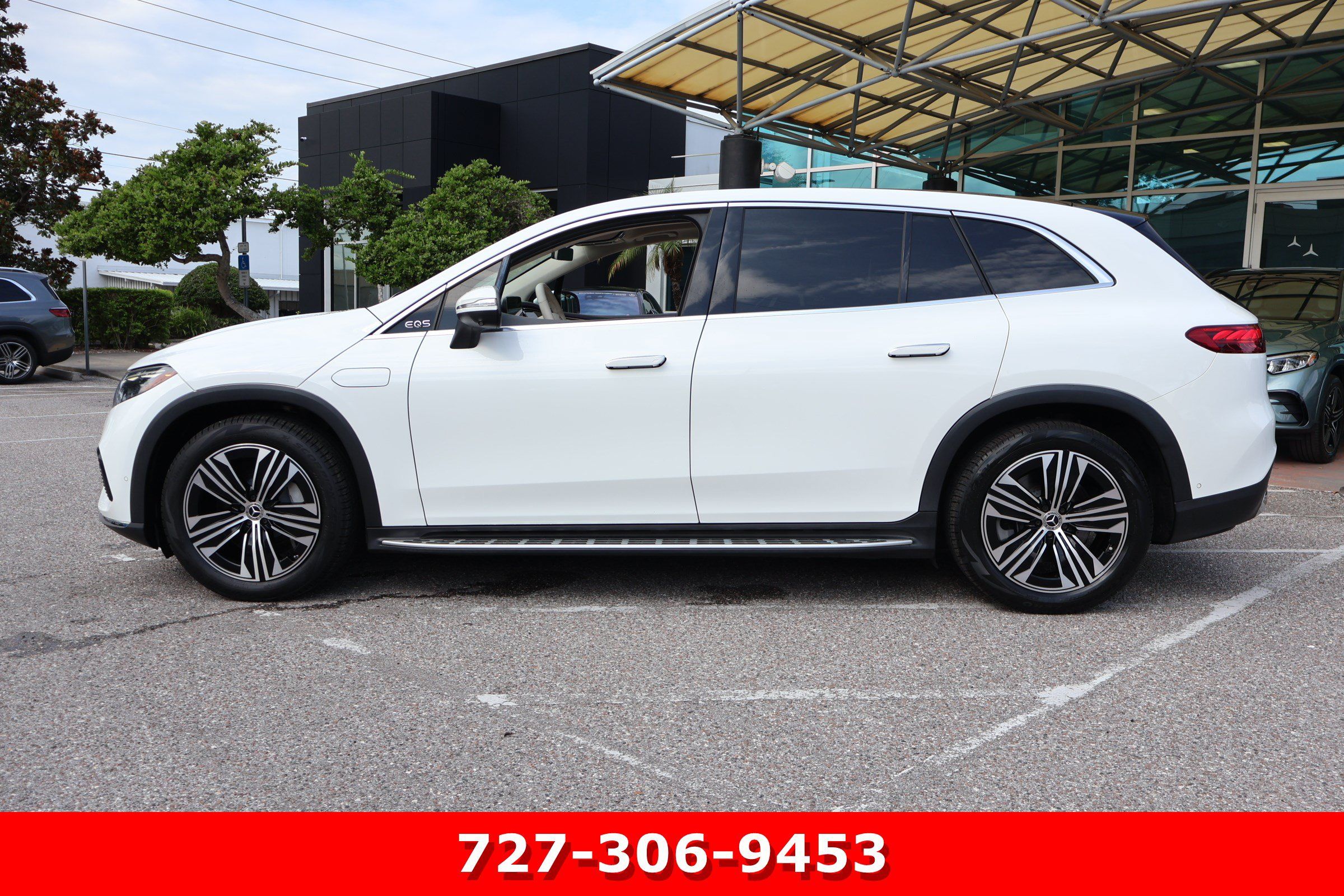 Used 2023 Mercedes-Benz EQS 450+ SUV image 6