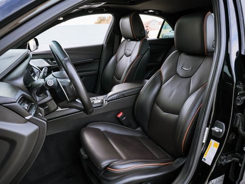 Used 2020 Cadillac CT4 V w/ Climate Package image 9